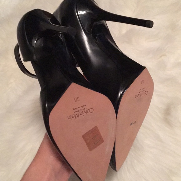 CK Collection NEver worn pumps- !!!SALE🤑!!! - Picture 7 of 8